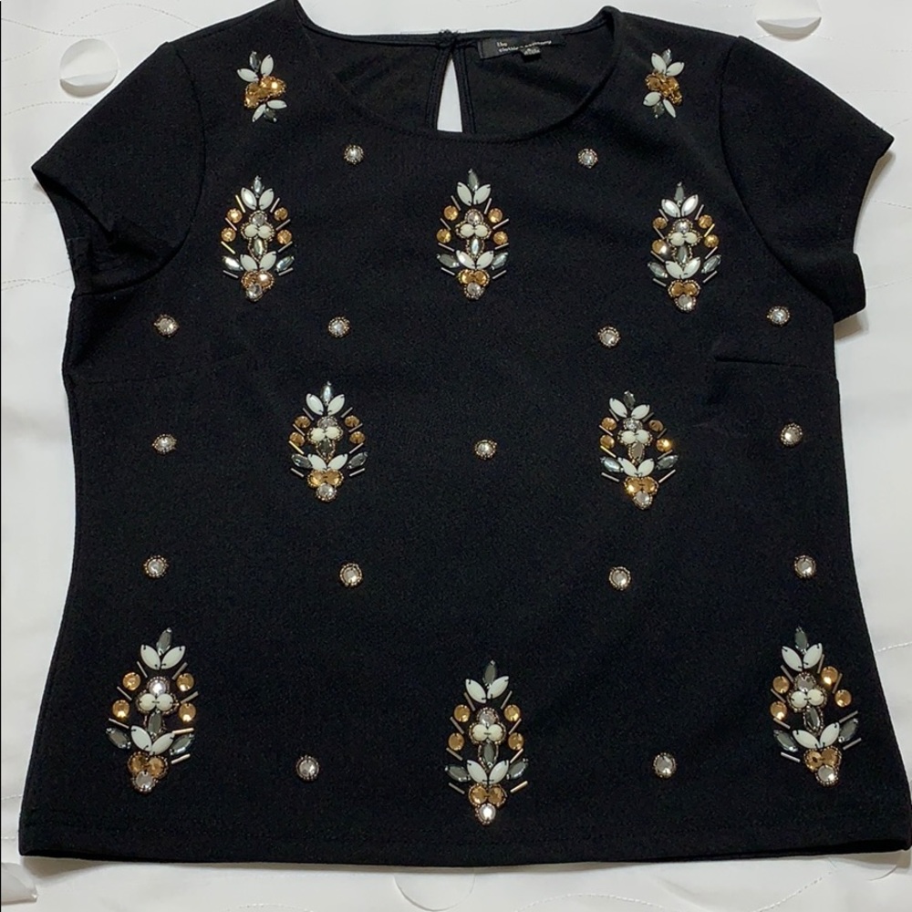 Black shirt w embellished applications